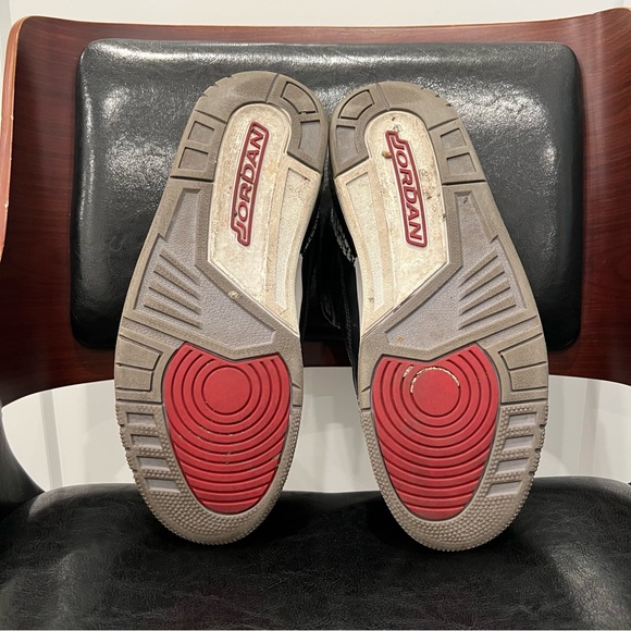 AIR JORDAN 3 Black Cement - Picture 6 of 7